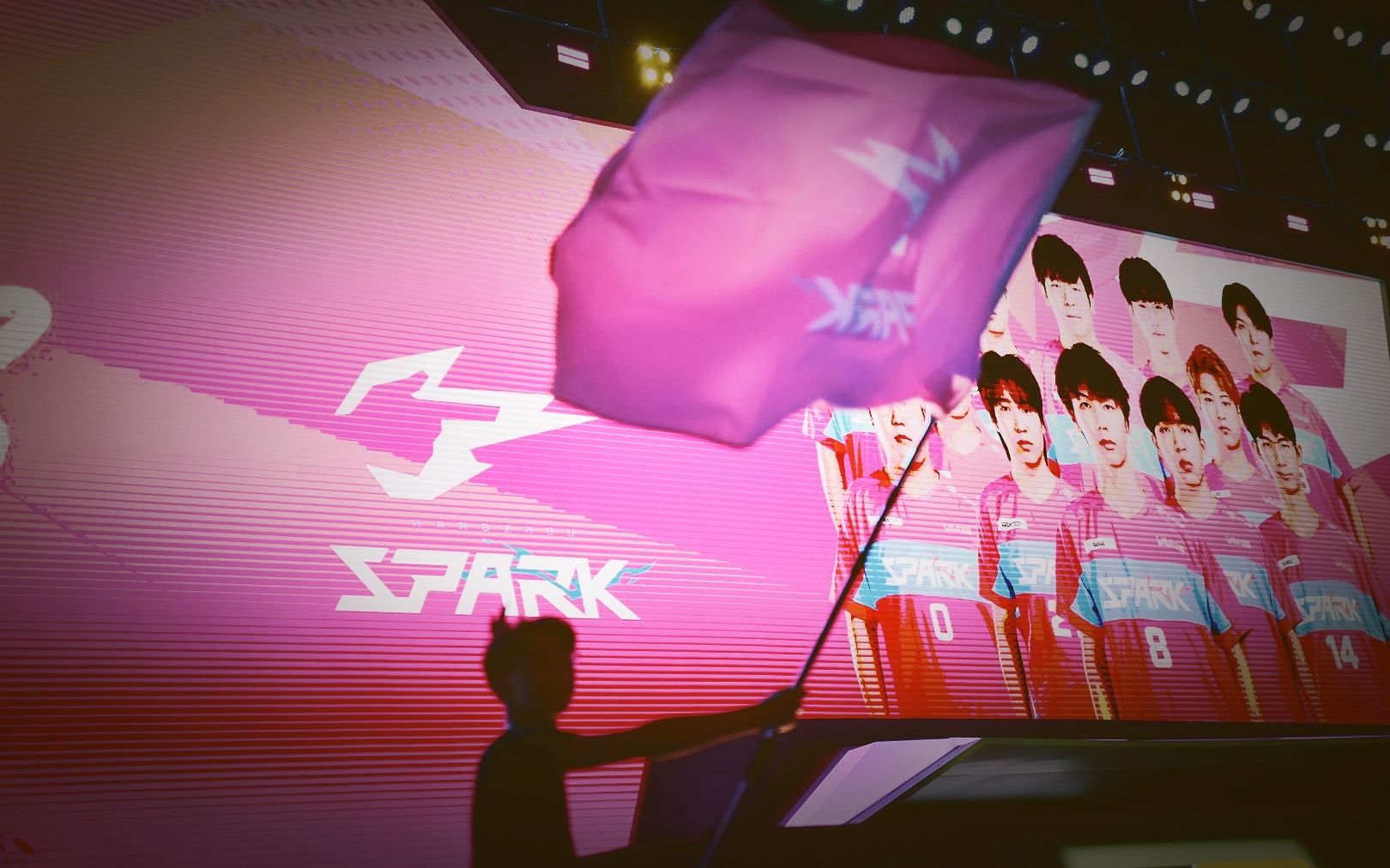 九游体育官网-板球超级杯，关东闪电队与姑苏玄武队强势横扫，VAR改判成焦点！球迷期待下一战的简单介绍